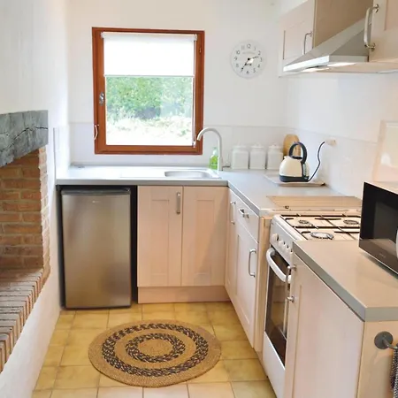 Casa de Férias Cozy In With Kitchen Grigny (Nord-Pas-de-Calais)