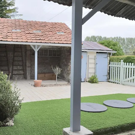 Casa de Férias Cozy In With Kitchen Grigny (Nord-Pas-de-Calais)